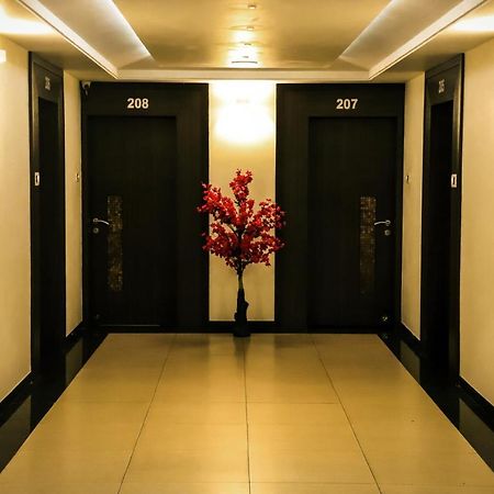 Hotel Kirti Jamnagar Exterior photo