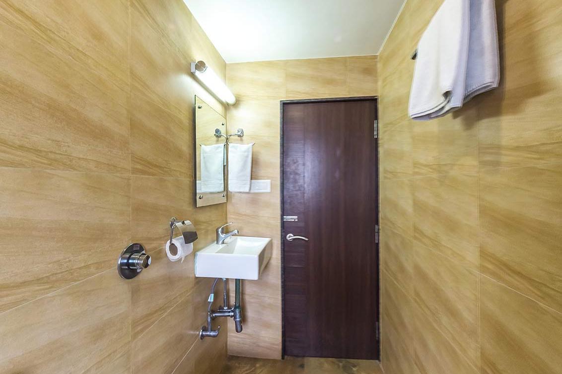Hotel Kirti Jamnagar Exterior photo